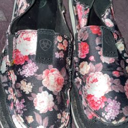 Ariat Shoes Size 8.5 Women 