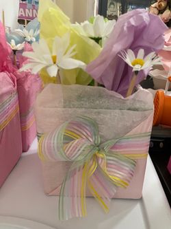 Pastel rainbow flower centerpieces