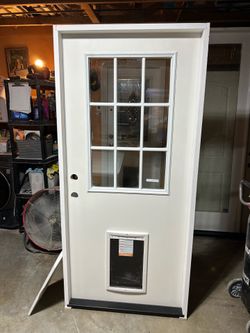 New 36” door fiberglass with window and doggie door