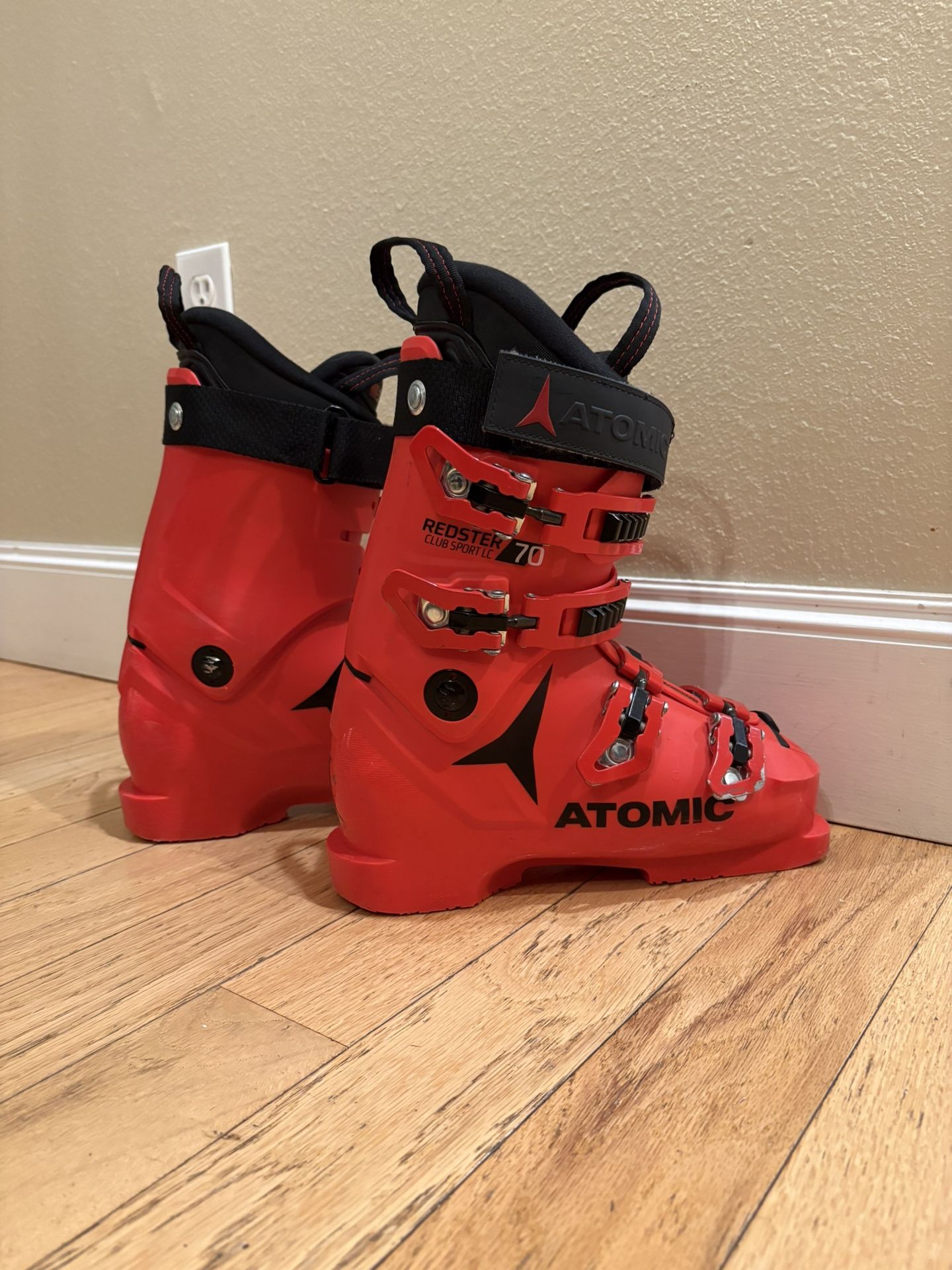 Atomic 24.5 Redster Club Sport 70