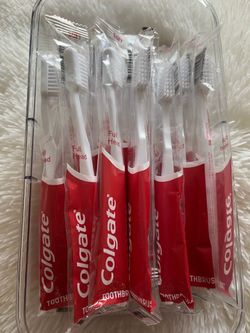 (PACK OF 23) COLGATE TOOTHBRUSHES