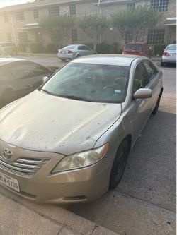 Toyota Camry 2009 gold