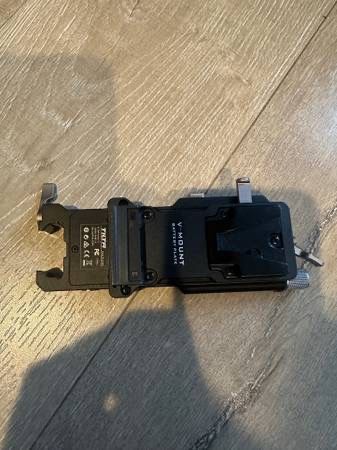 Tilta DJI RS3 Pro Power Pass-through Plate Kit (V-mount)