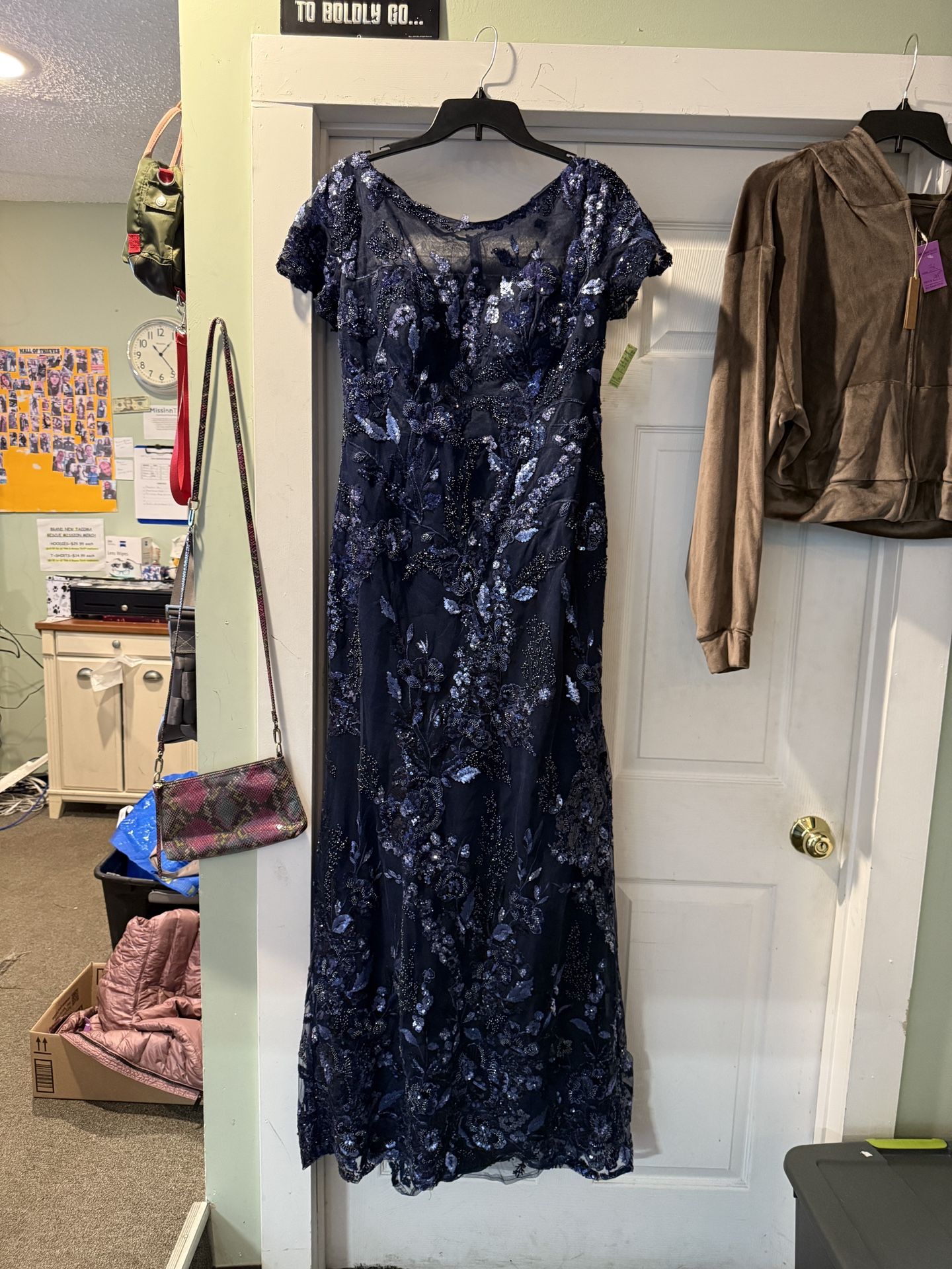 La Femme Mother Of The Bride Gown-Navy Sz 12