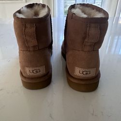 Uggs Mini 