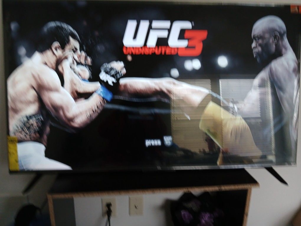 Xbox 360 System Cords 3 Controller And Games Works Like New Look At Pic See It Works