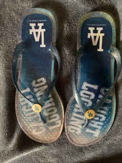 Dodger sandals size 8/9
