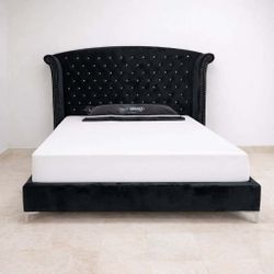 Californian king bed with Mattress