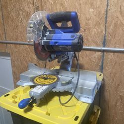 Kobalt Compact Sliding Bevel Mitre Saw 7-1/4”