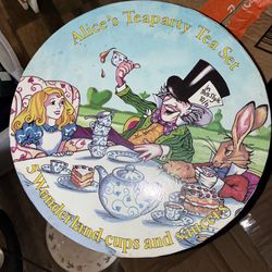 Alice in Wonderland tea set anniversary rabbit Disney mad hatter cups saucers