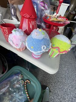 cupcake ornaments 