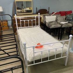 Twin Bed| New Frame | New Mattress 