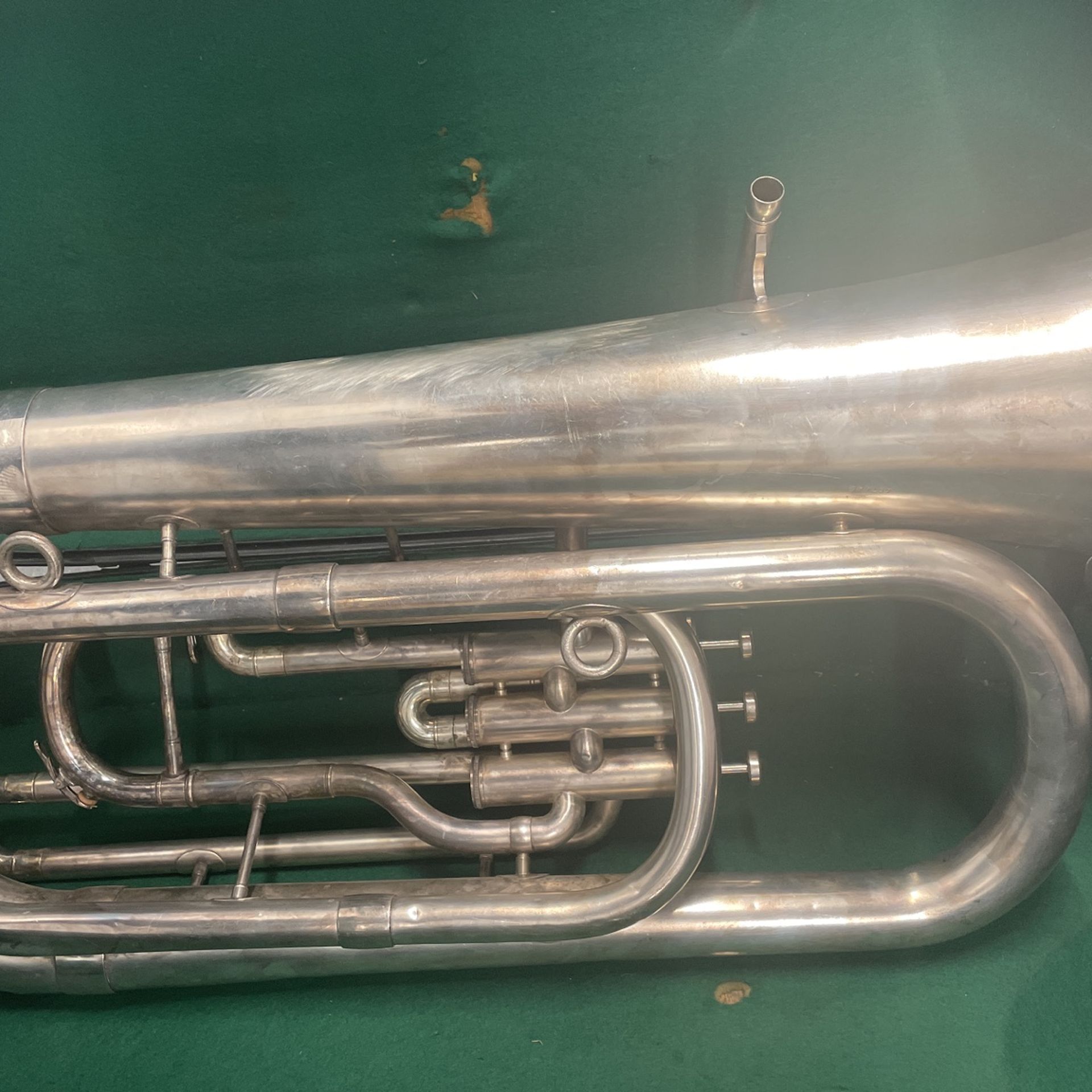 Eb Besson tuba 497446 for Sale in WA OfferUp