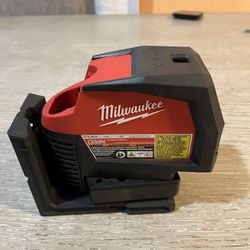 M12 12-Volt Lithium-lon Cordless Green 125 ft. Cross Line and Plumb Points Laser Level (Tool-Only)