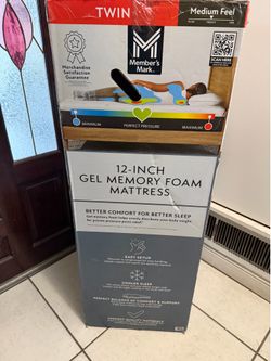 New In Box “Member's Mark 12" Gel Memory Foam Mattress”
