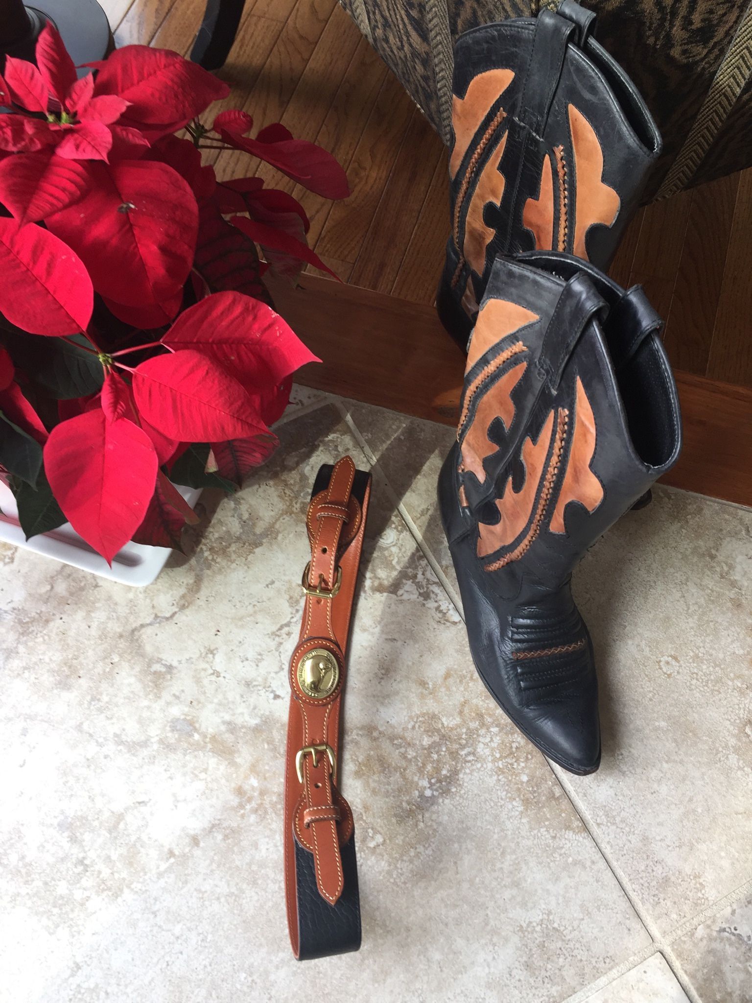 Black And Brown Ladies Boots Size 8 And Belt Medium
