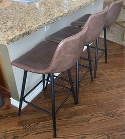 Leather Counter Height Barstools (4)