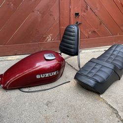Suzuki Motorcycle Tank And Seat 