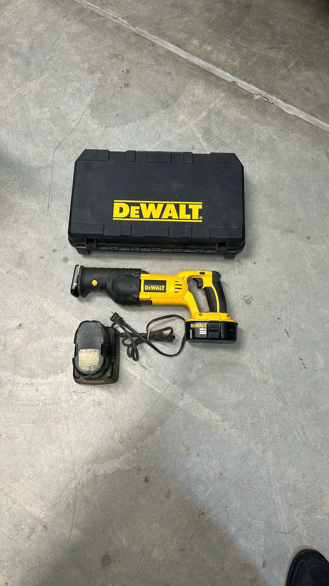 Dewalt Variable Speed Reciprocating Saw