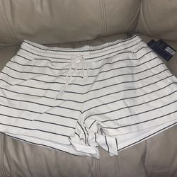 White and Black Striped Mid Thigh Fleece Shorts Universal Thread NWT Ladies XXL
