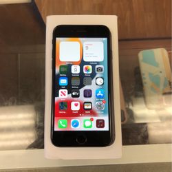 iPhone 8 Factory Unlocked ! 60 Days Manufacture Warranty !
