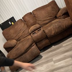 Recliner Sofas 