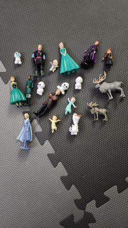 Mini Frozen Characters