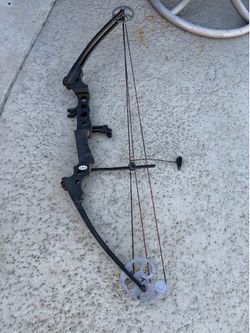 Hunting bow