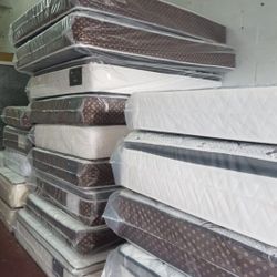 🙋I HAVE ALL SIZES AVAILABLE BRAND NEW🤷
👀👀 good quality and good special prices 👀👀
         ----TWIN ----FULL---- QUEEN--- KING----
MATTRESS AND 