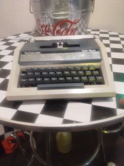 Vintage Toy Concepts Typewriter