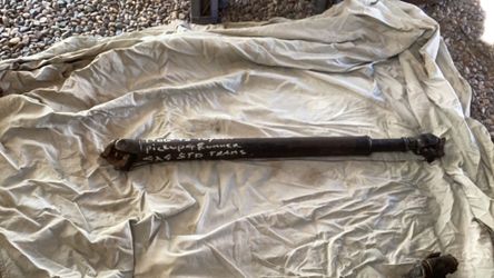 Rear Driveline 1986-95 Toyota Pickup Or 4Runner 4x4 Preowned Good Condition 100.00 Or Best Offer I Also Have Front Driveline I’ll Sell Both For  200.