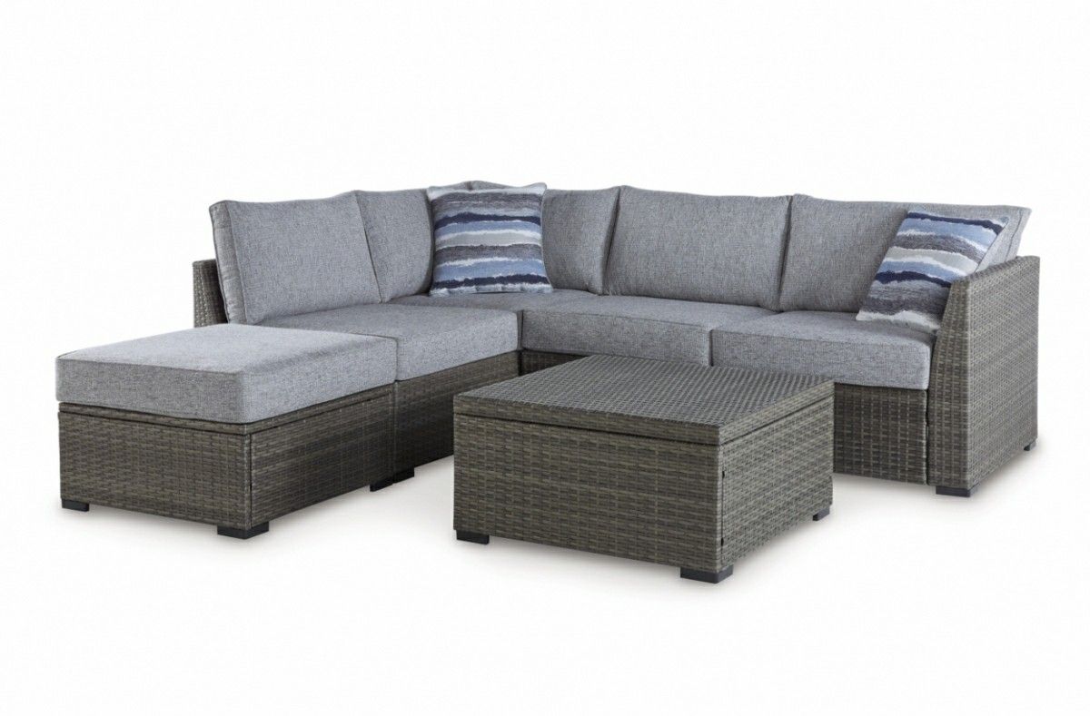 4-PC Outdoor Sectional Set - Never Used Still in Box