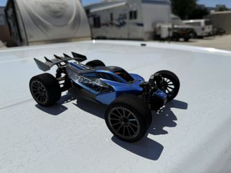 Arrma Typhon Grom Blx 4s