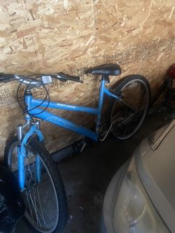 Magna Great Divide Bike