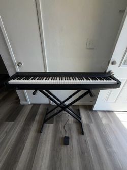 Yamaha P-45 Digital Piano