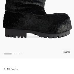 BALENCIAGA Men’s Alaska Low Boots