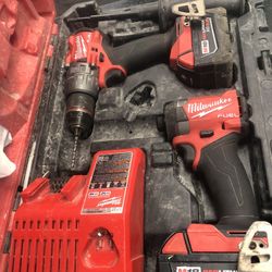 Milwaukee Fuel Drill Set