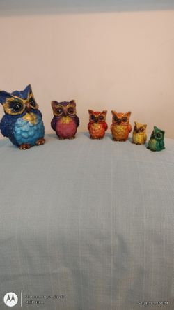 ORIGINAL RAINBOW OWL FIGURINE SET 