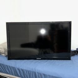 35’ Samsung TV 