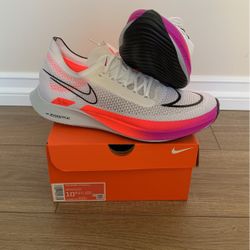 Nike Zoomx Streakfly Size 10.5