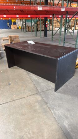 Free desk
