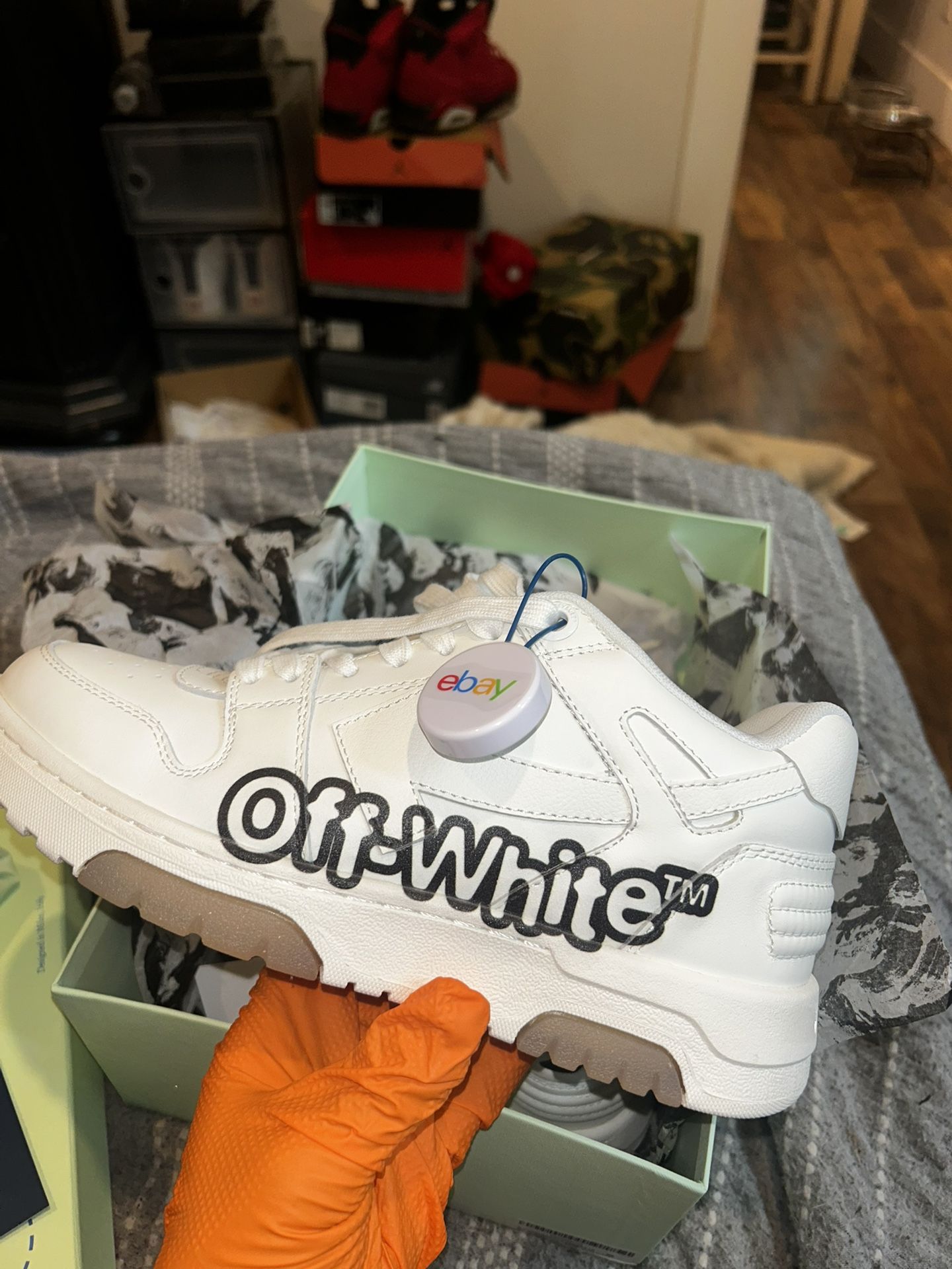Off White Size 8womens /6.5mens