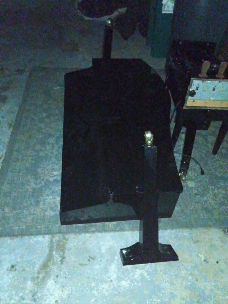 Baby Grand Piano Electric