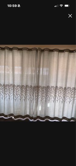 Bedroom Curtain85x77used Good