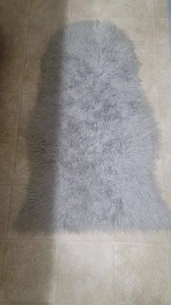  Faux Fur