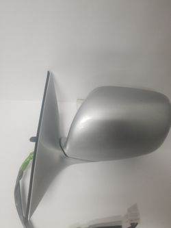 2002 - 2006 LEXUS ES300 ES330 DRIVER SIDE MIRROR Silver