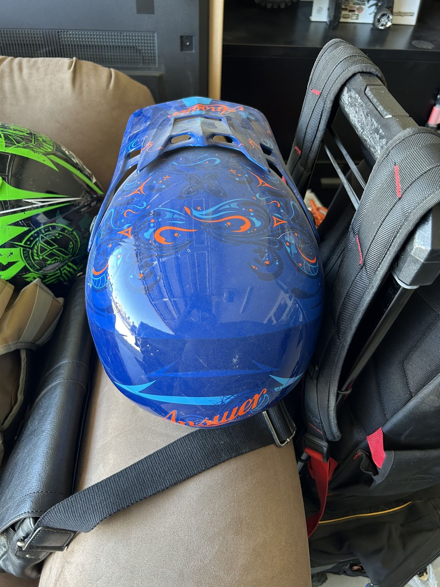 Kids motorcycle helmet