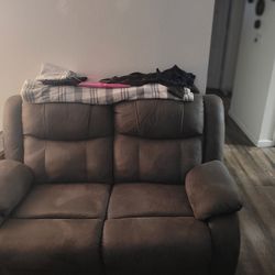 Living room Set An Tables An Lamps