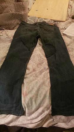 Low rise boot cut Levi's w31 L32
