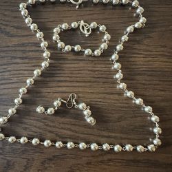 Gold necklace, Bracelet, and Earrings set 